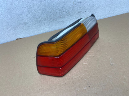 1992 to 1998 BMW 3-Series E36 M3 Coupe Left Driver LH Tail Light AF7307 DW2
