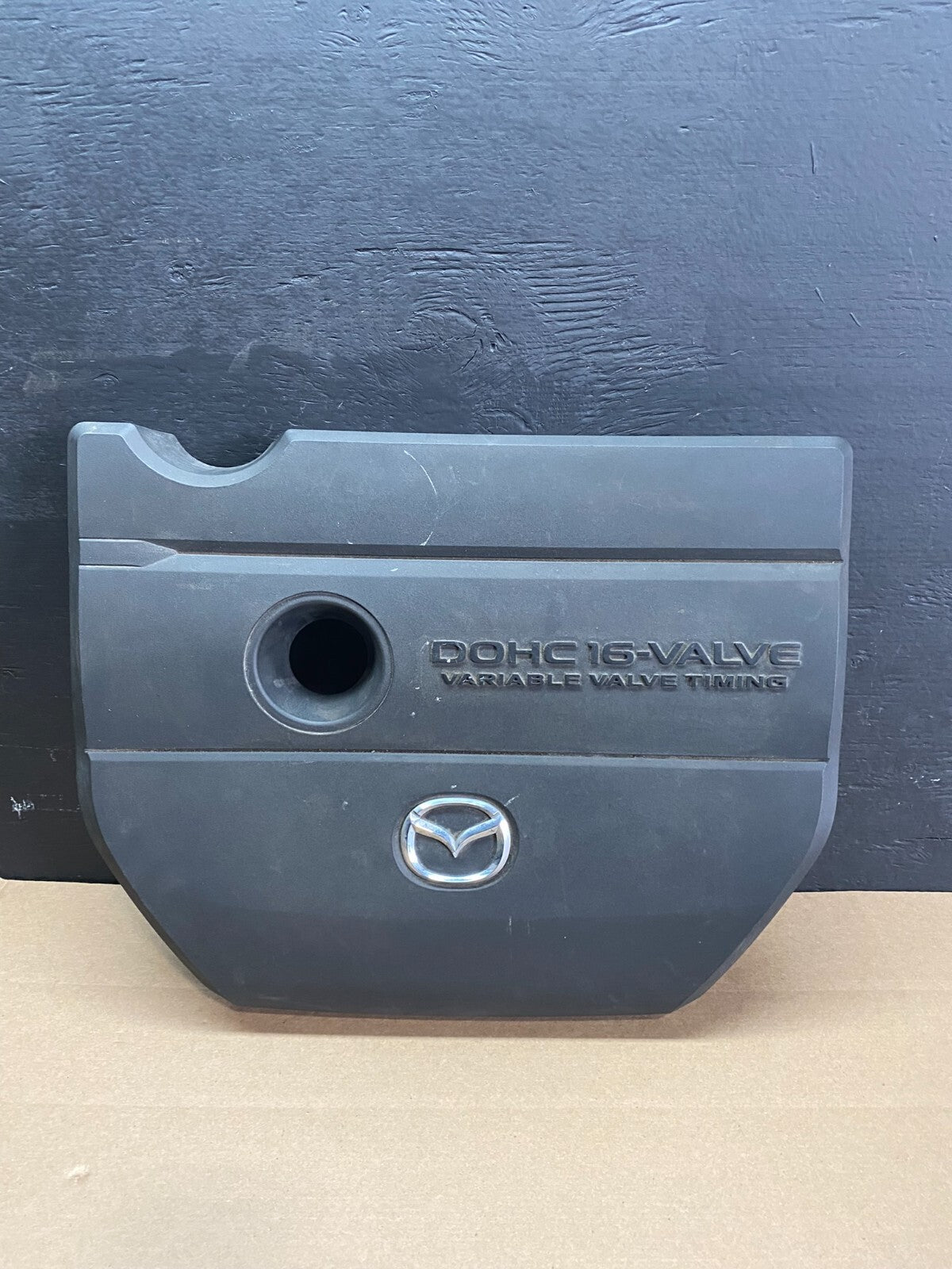 2004 to 2009 Mazda 3 DOHC 16 VALVE Engine Shield Top Cover D2534 PS0