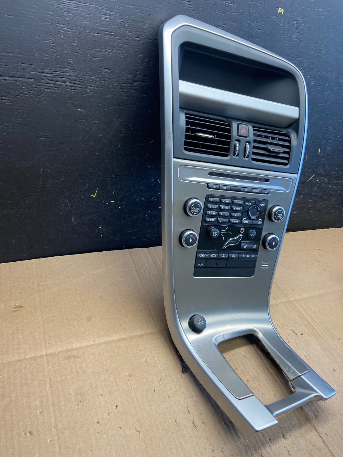 2011 to 2013 Volvo XC60 Climate Control Radio Bezel Panel Trim  Oem AA7973 DG1