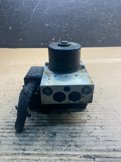 2002 to 2005 Mercedes W204 C230 C320 ABS Anti Lock Brake Pump Module AA3287 DG2