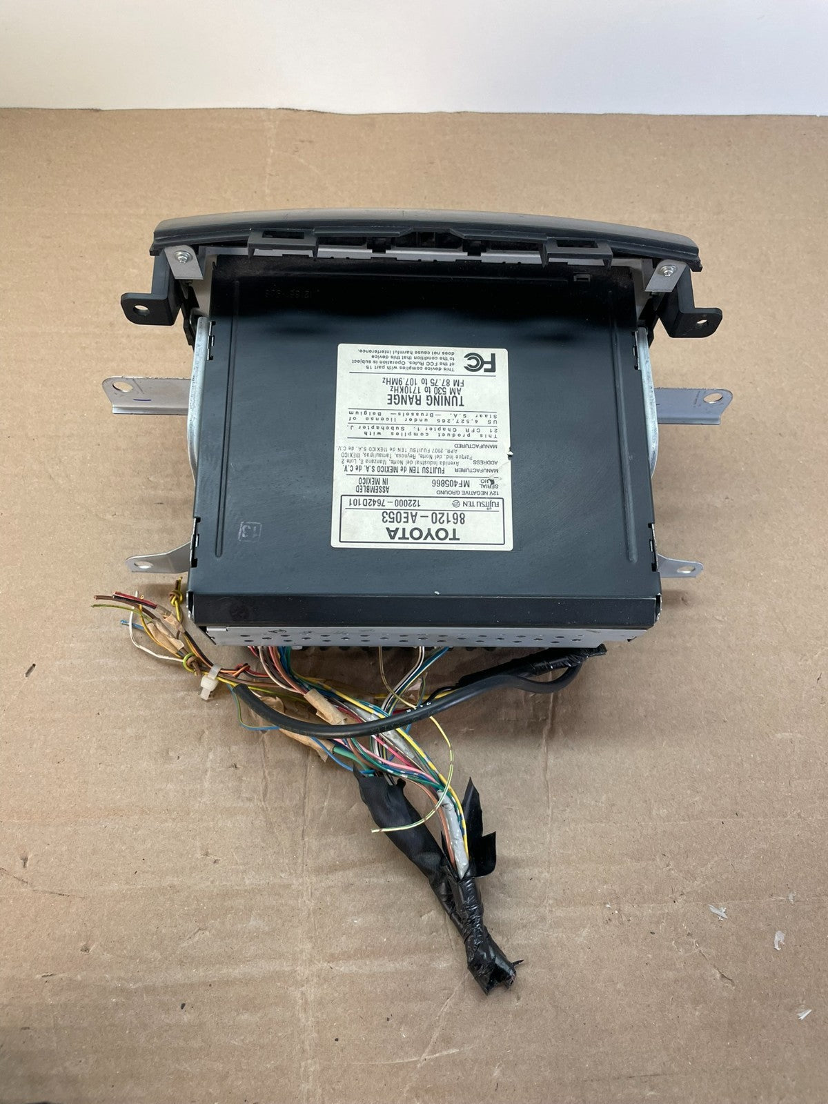 2006 to 2008 Toyota Sienna AM FM CD WMA Mp3 Radio Receiver AI0537 DG10