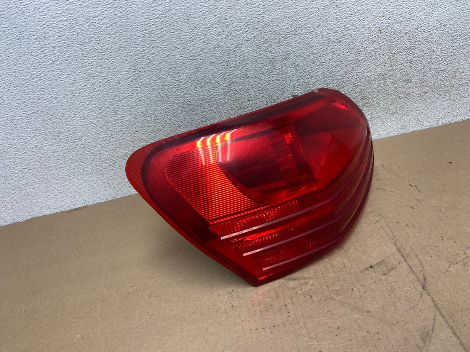 2008 to 2015 Nissan Rogue Left Driver Lh Side Tail Light AG4628 LK2