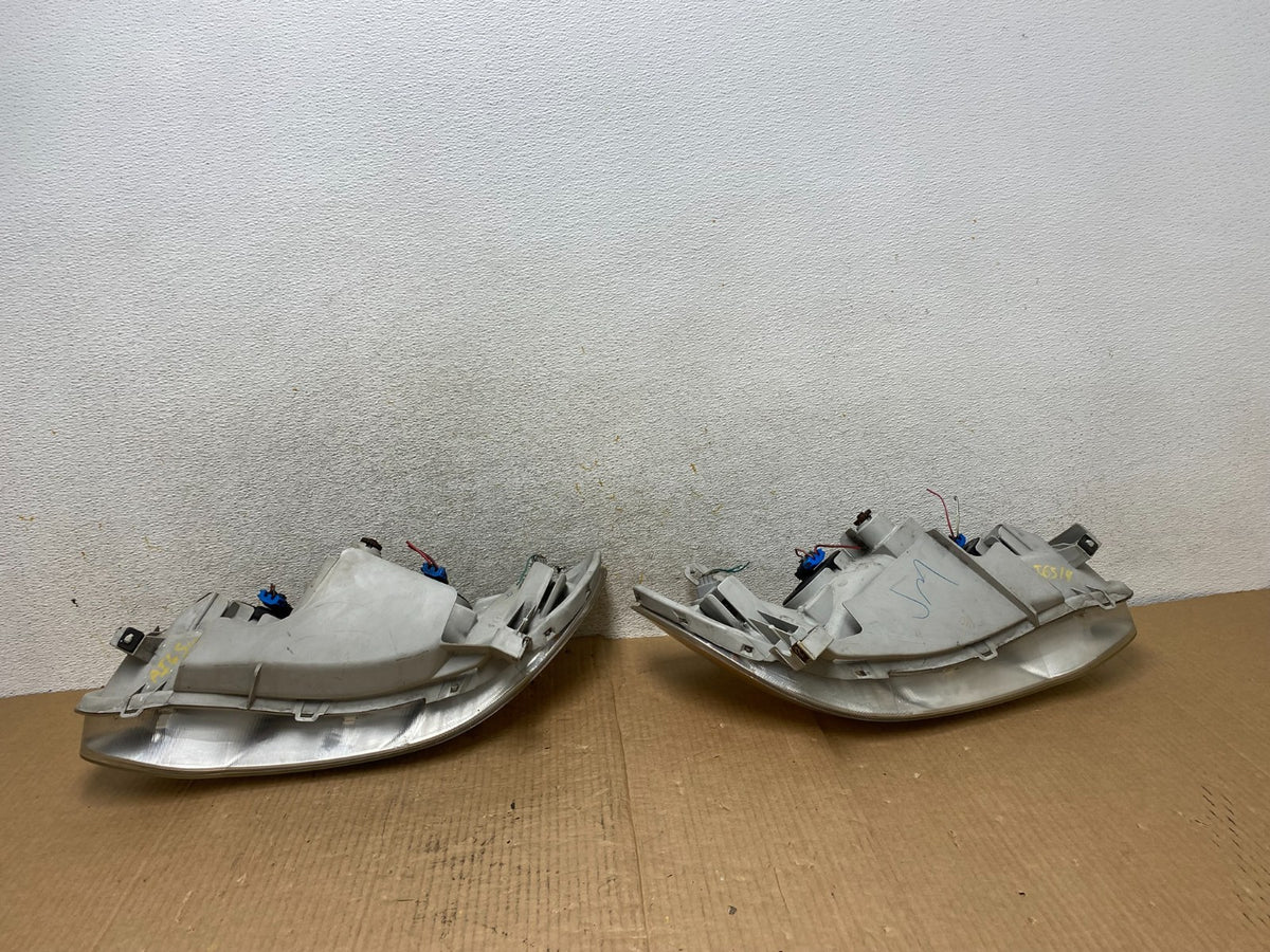 2003 to 2004 Toyota Corolla Left+Right Side Set Headlights AI6514 DW9