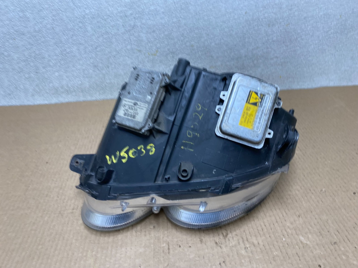 2003-2005 Mercedes Benz W209 CLK CLK350 Right Passenger Xenon Headlight W5038 DW8