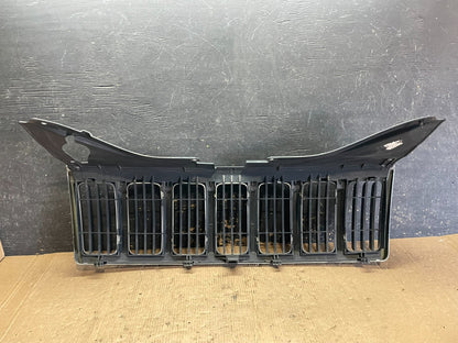 2008 2009 2010 Jeep Grand Cherokee Front Upper Grill Grille OEM Z8167 DG9