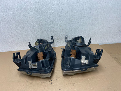 2008 to 2012 Ford Escape Headlights Left+Right Side Set Halogen AF4517 DW12