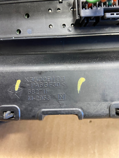 2005 to 2007 Jeep Commander Grand Cherokee A/C Climate Control Bezel AD2071 DG4