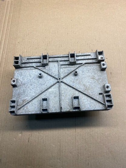 2005 Chrysler Caravan 3.3L Engine Control Unit ECU P05187657AC AE6287 DW1