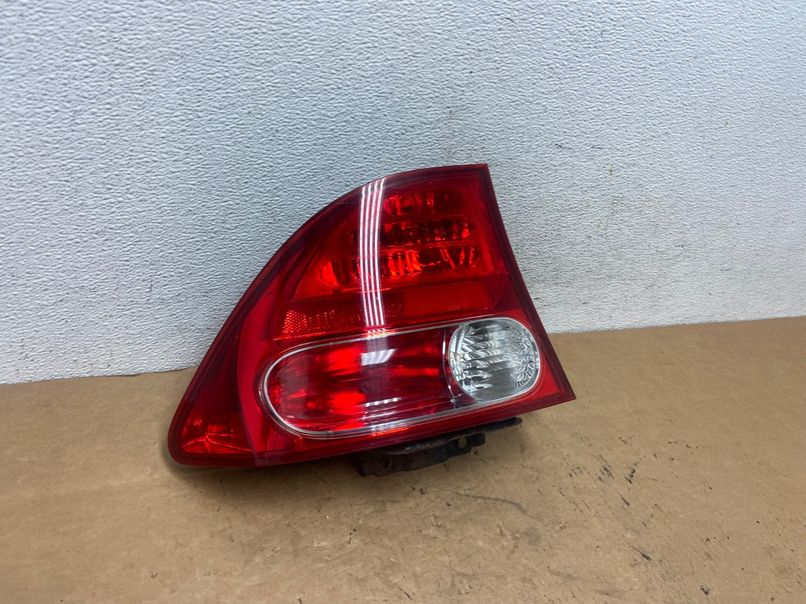2006 2007 2008 Honda Civic Sedan Left Driver Lh Tail Light AD5253 LK2