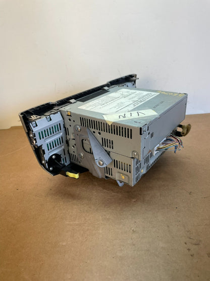 2006 Lexus RX400h Radio Casette AM-FM CD Player AG0796 DG3