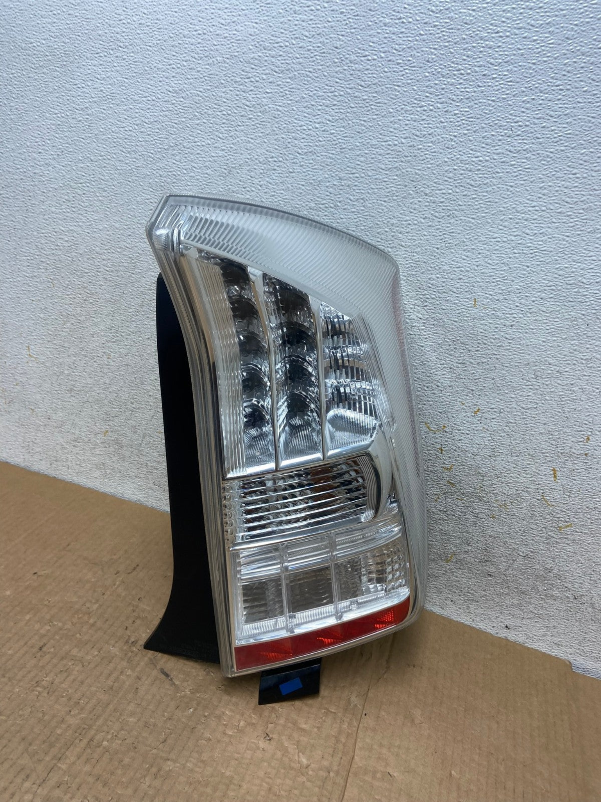 2010 2011 Toyota Prius Tail Light Right Passenger Side AI6607 LK0