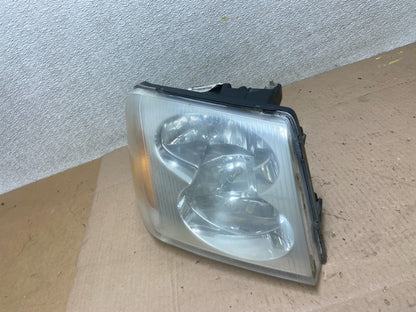 2002 to 2009 Gmc Envoy Right Passenger RH Side Headlight Halogen AA0567 DW1