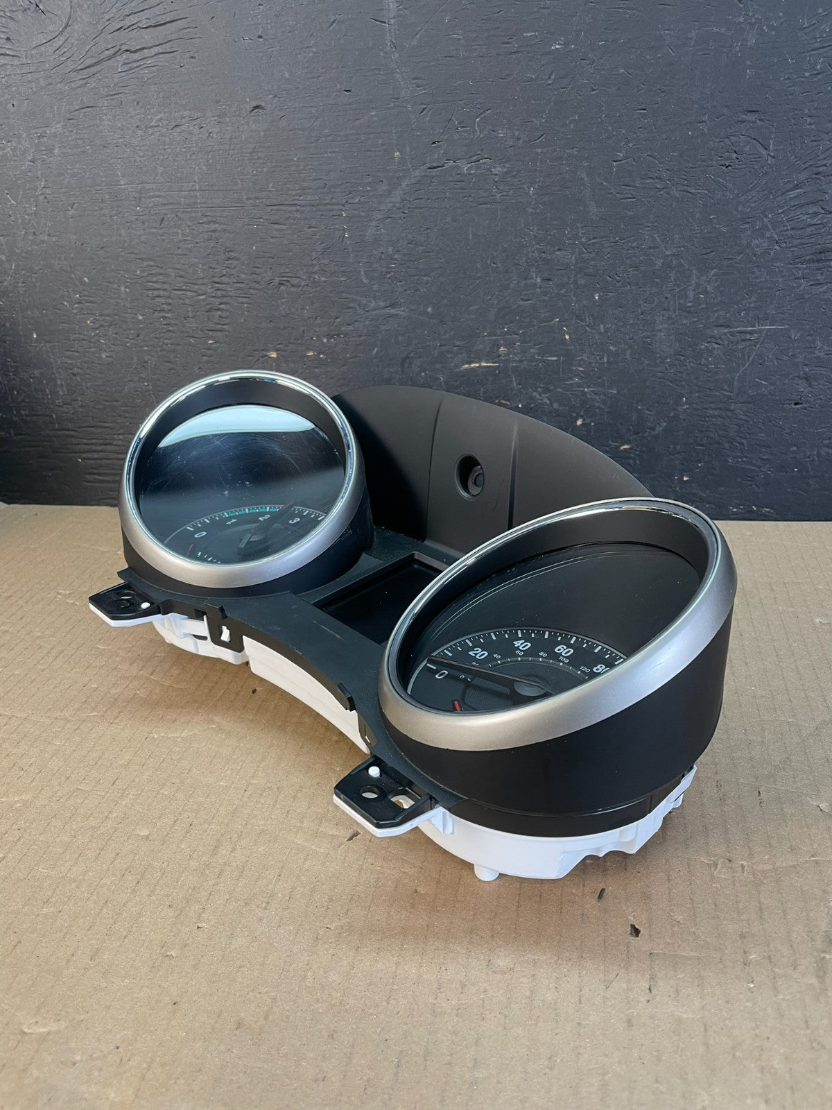 2012 Jeep Grand Cherokee 5.7L Speedometer Gauge Cluster ae3665 DG2