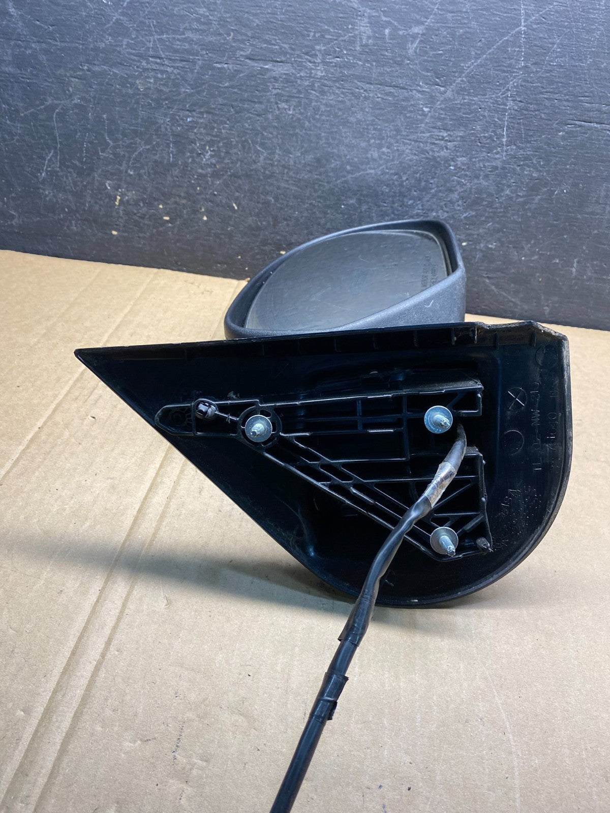 2007-2013 Chevrolet Tahoe Silverado Suburban Right Passenger Mirror AG3684 MS3