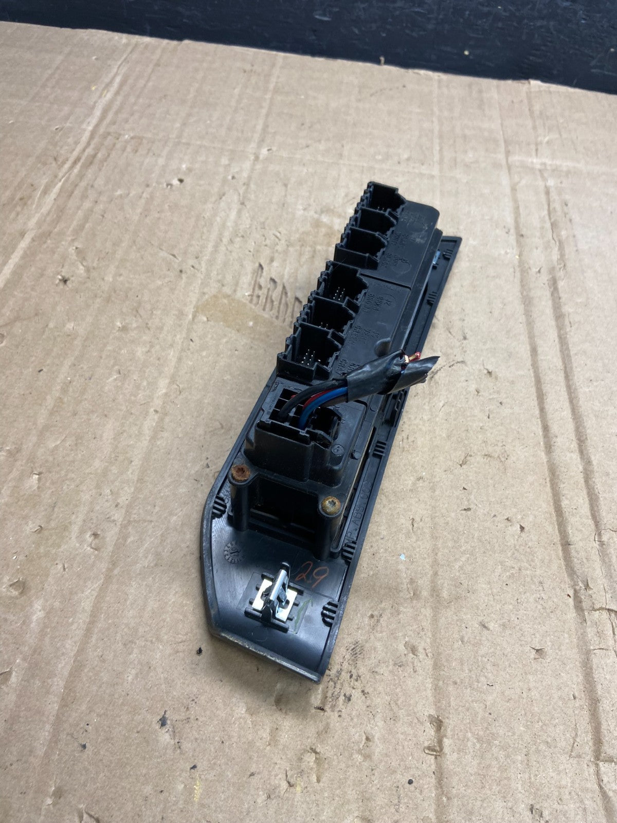 2007-2014 Cadillac Escalade Master Left Driver Power Window Switch AD7198 DG4