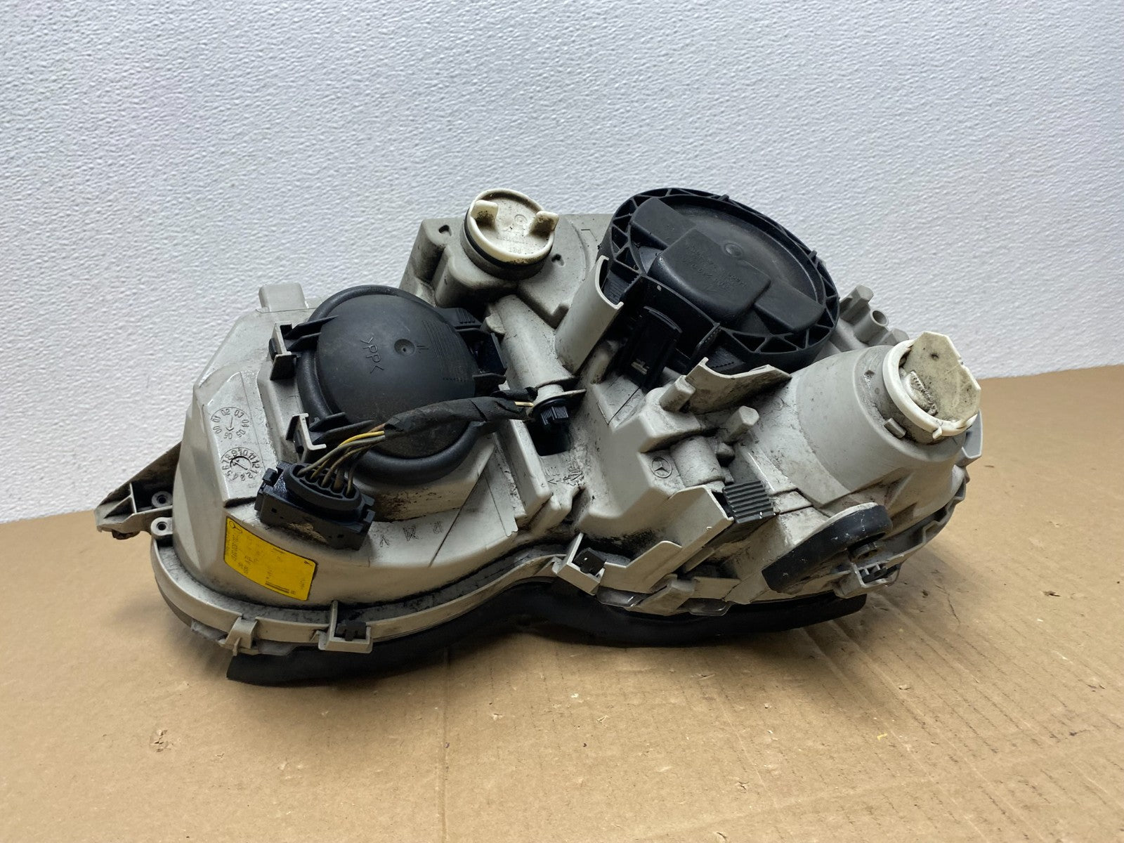 2001-2004 Mercedes-Benz C Class Halogen Left Driver Headlight Oem AB8119 DW4