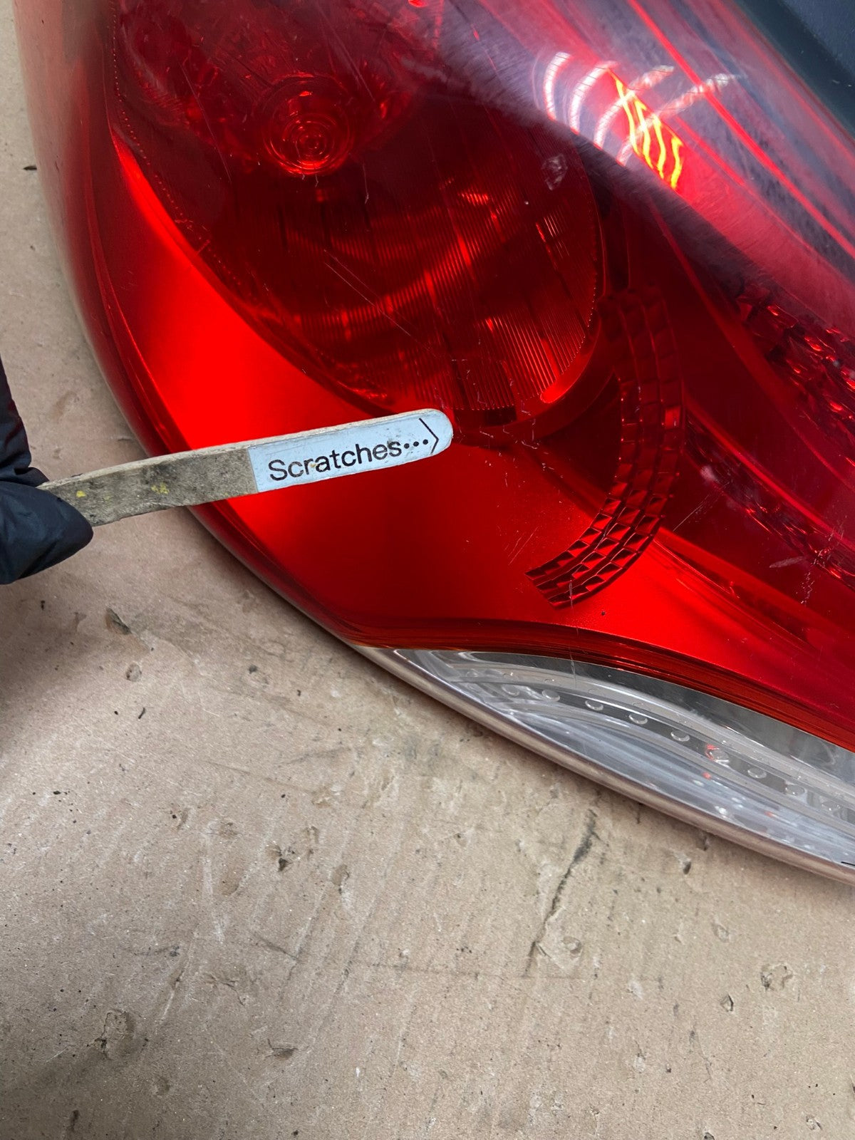 2011 2012 2013 Hyundai Elantra Sedan Left Driver Side Tail Light AD7743 LK3