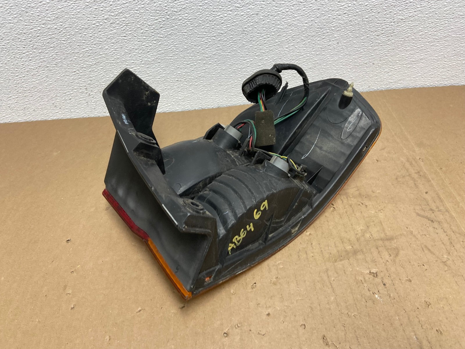 2002 2003 2004 Honda Odyssey Left Driver LH Side Tail Light AB6469 LK5