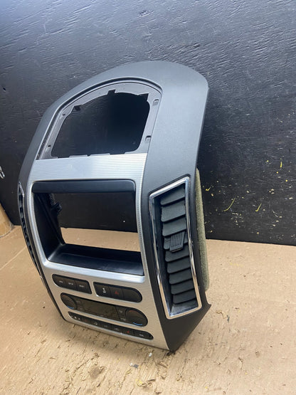 2007 - 2010 Ford Edge Heater Climate Control Radio Control Dash Bezel t8894 DG2