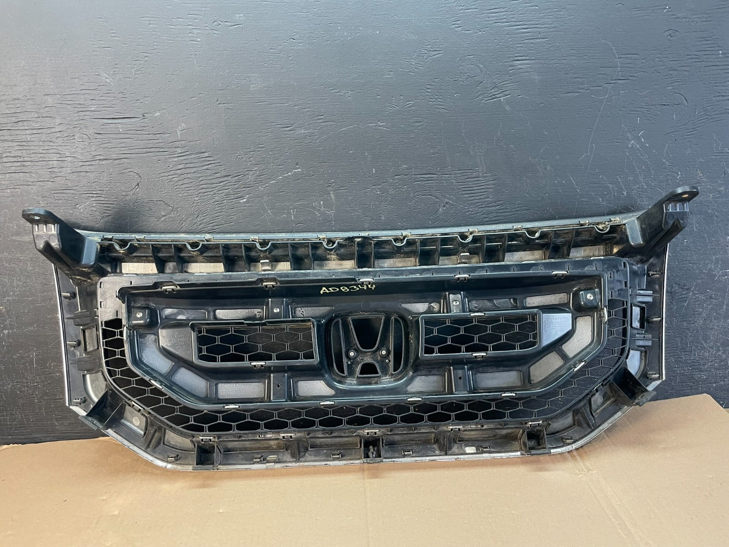 2009 to 2011 Honda Pilot Front Upper Grill Grille AD8344 DG3