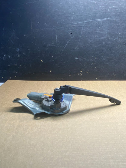 2010 to 2014 Subaru Legacy Outback Rear Wiper Motor Z90263