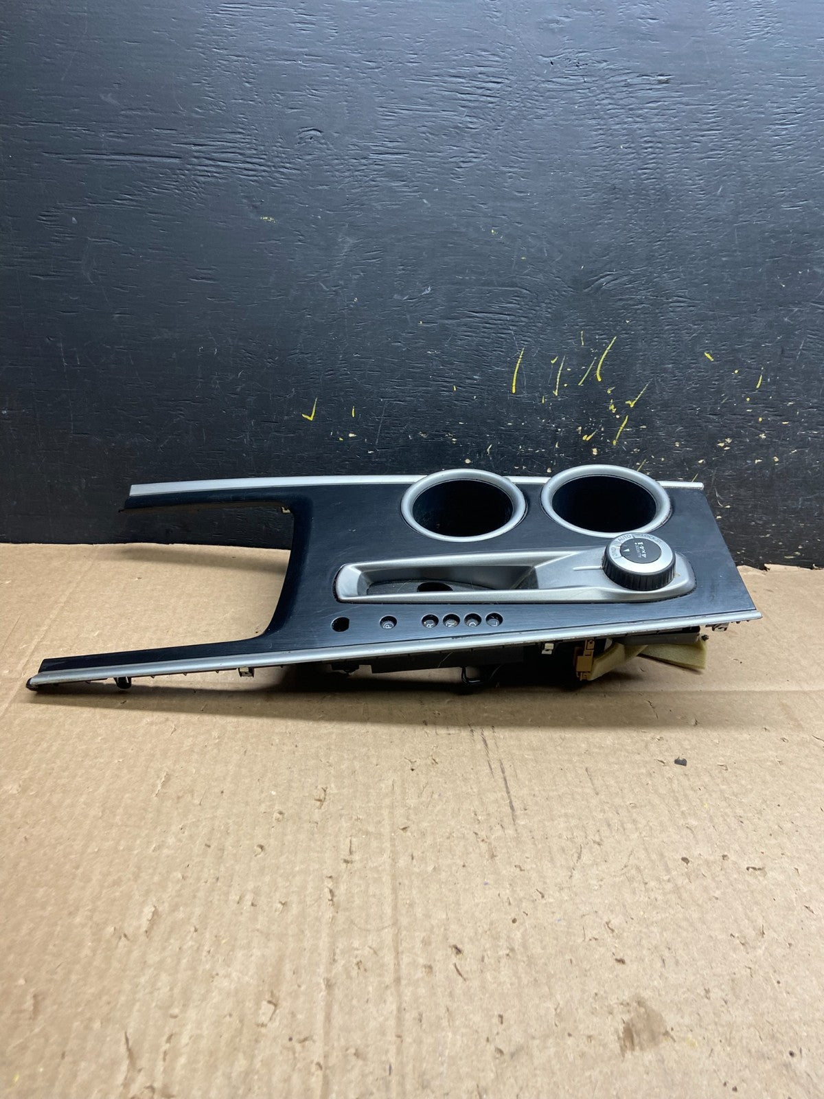 2013 to 2020 Nissan Pathfinder Front Shifter Center Console Cup Holder Y2380 DG2