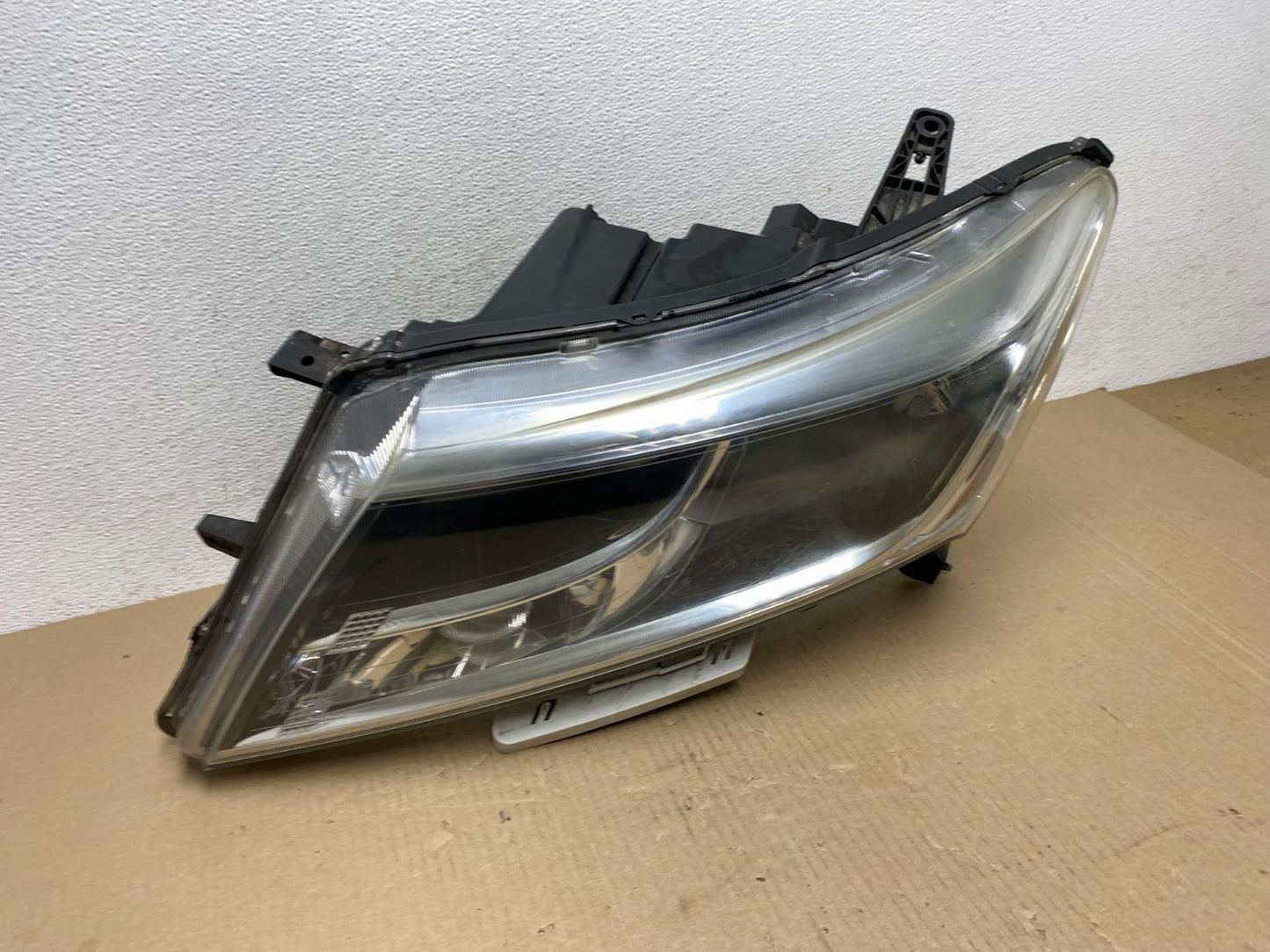 2013 - 2016 Nissan Pathfinder Left Driver LH Side Headlight Halogen AF58382