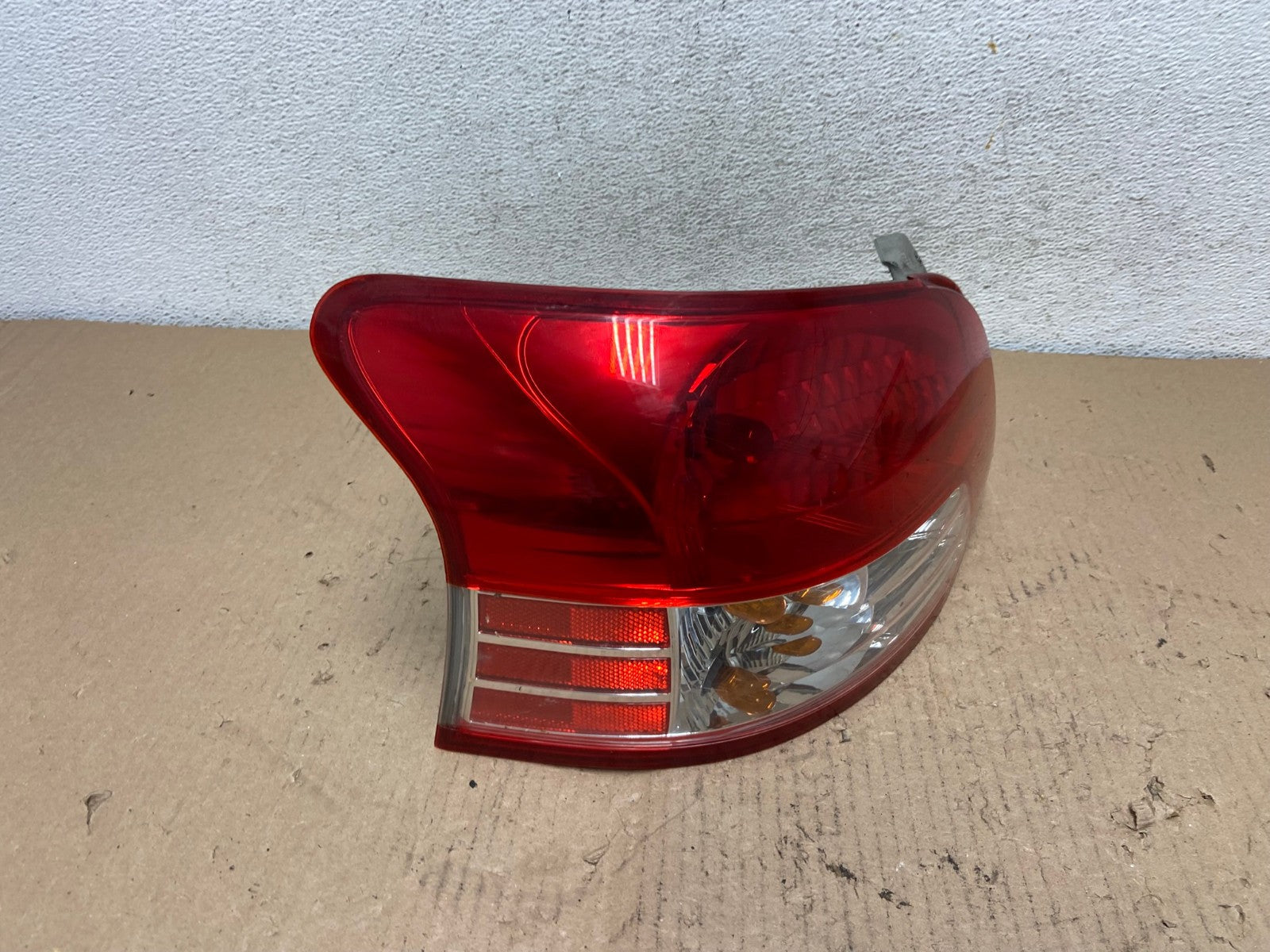 2007 to 2012 Toyota Yaris Hatchback Left Driver LH Side Tail Light AF3291 LK2