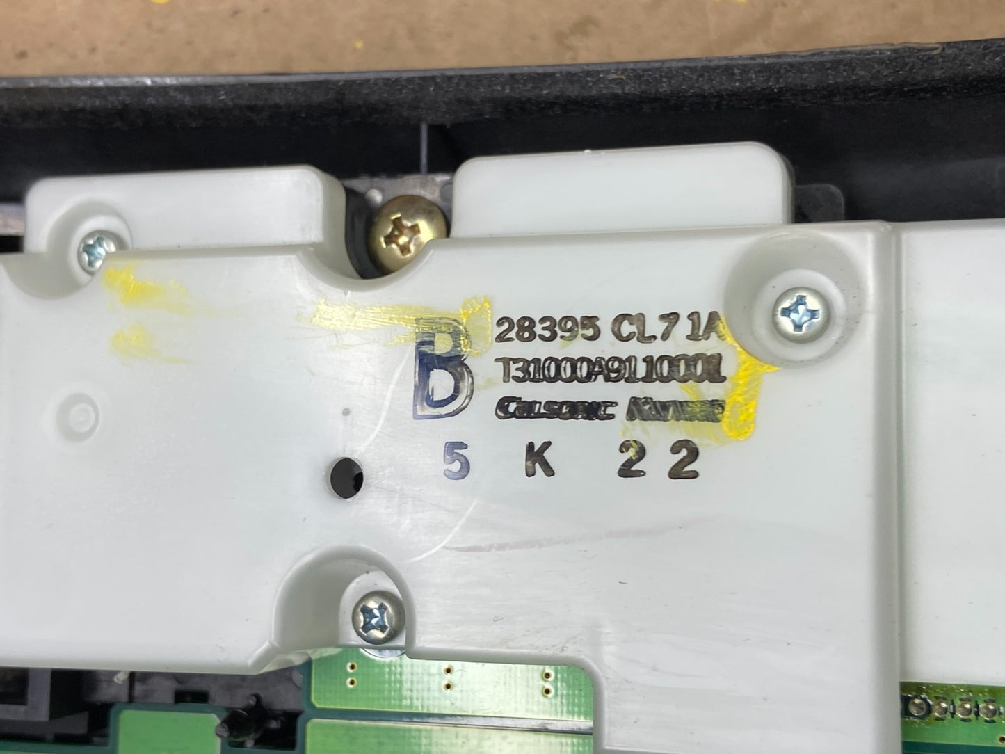2006 to 2008 Infiniti FX35 Front Radio A/C Heater Switch Control Panel X1975 DG5