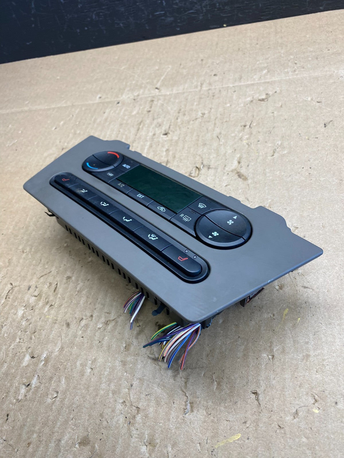 2006 to 2009 Ford Fusion Mercury Milan Climate Control A/C Control ac6565 DG2