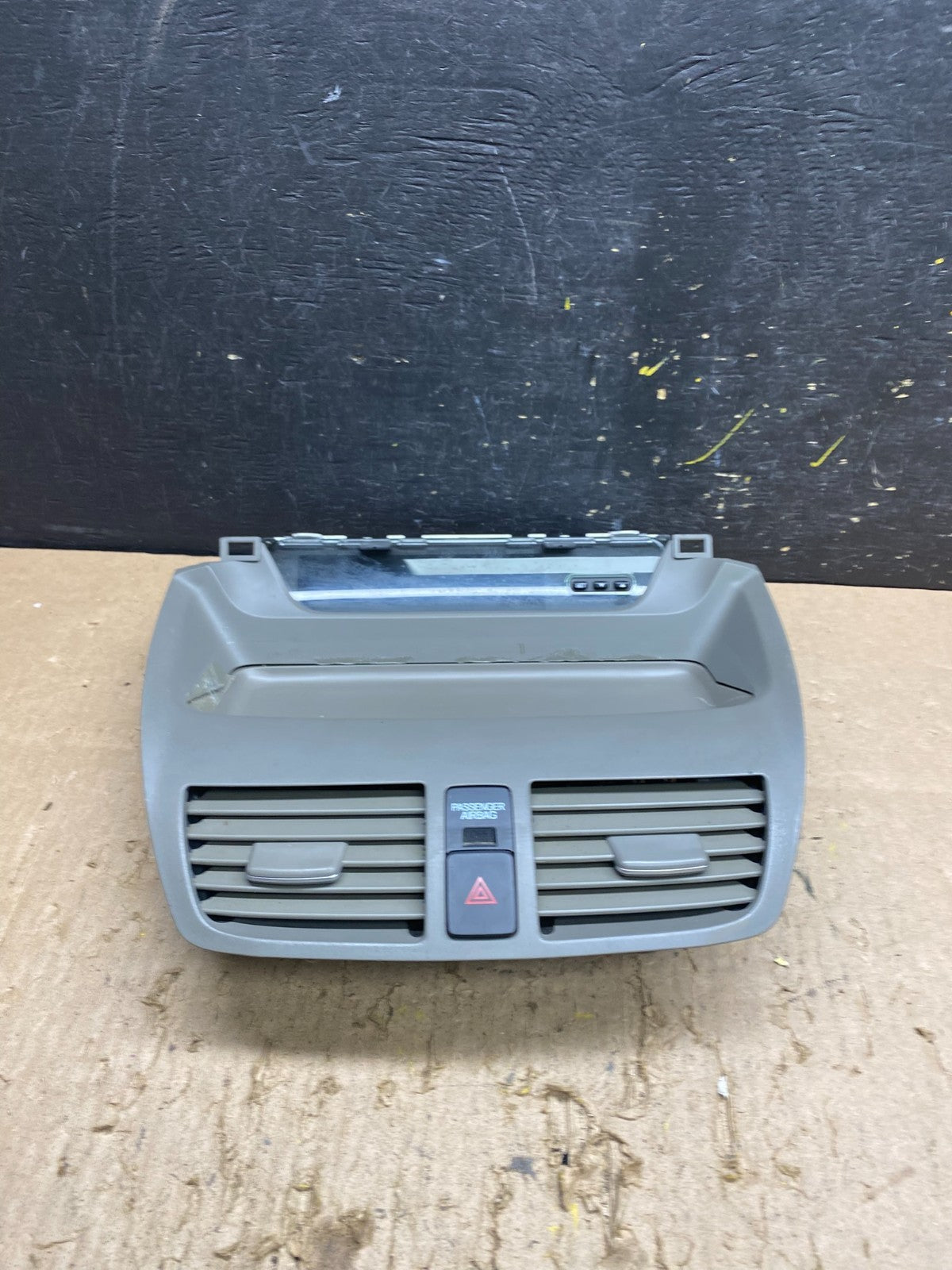 2010 to 2013 Acura Mdx Center Console Upper Air Vent Hazard Trim T8534 DG0