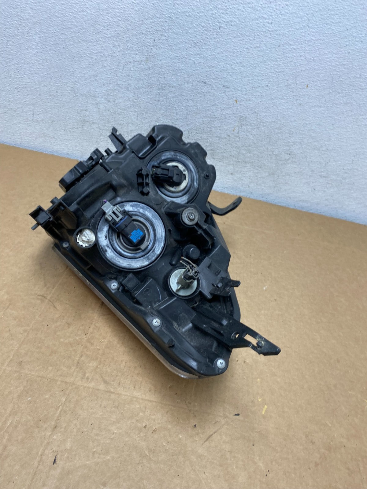 2009-2013 Nissan Rogue Right Passenger Halogen Headlight DEPO AD6027 DW6
