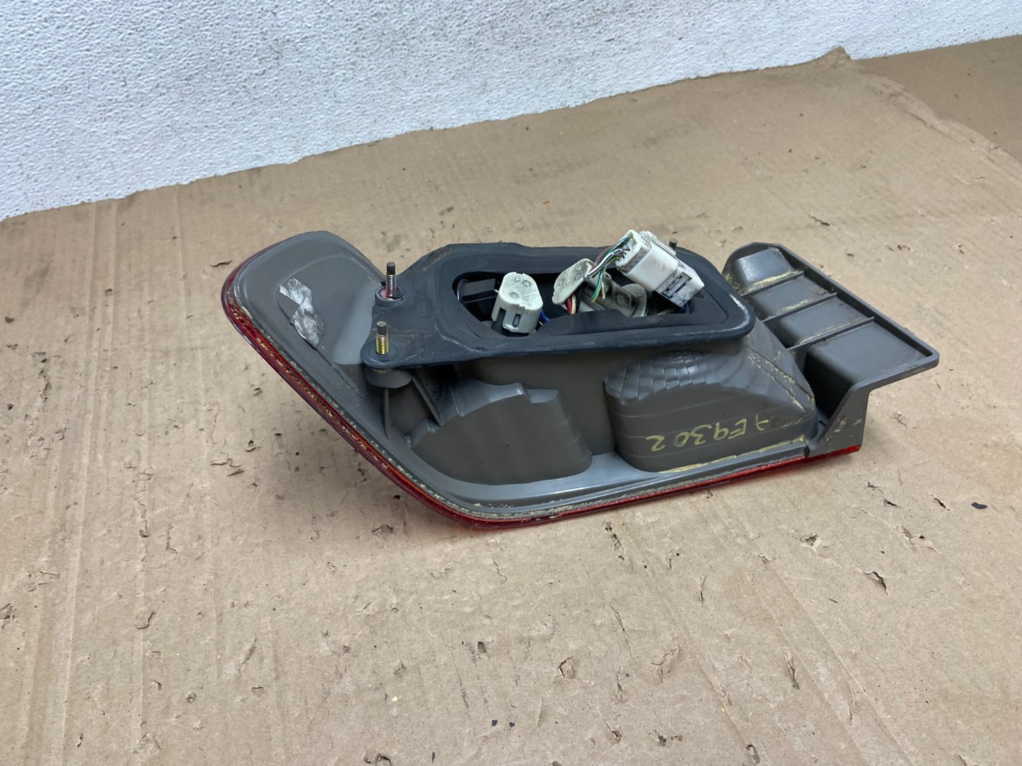 2000 to 2001 Toyota Camry Right Passenger Rh Tail Light AE9302 LK4