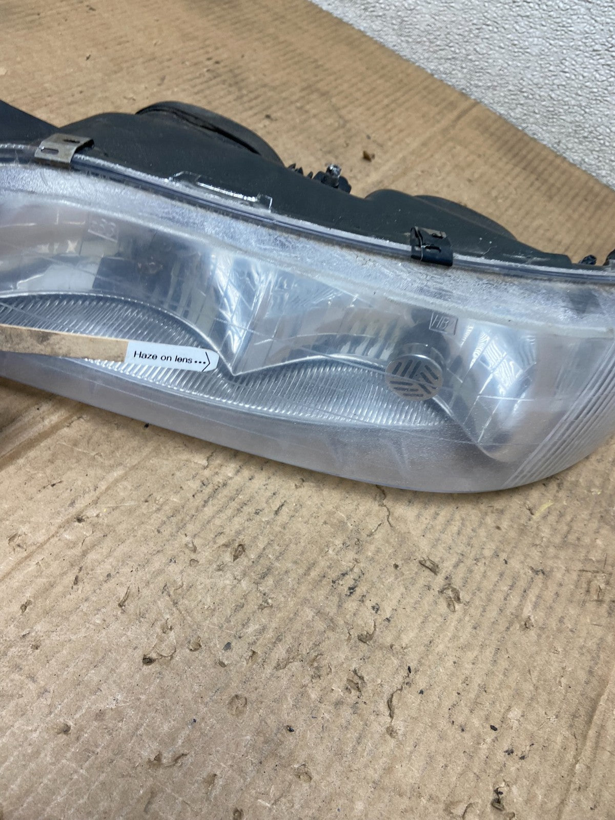 1997 to 1999 Buick   Lesabre Left Driver Side Halogen Headlight AA65915