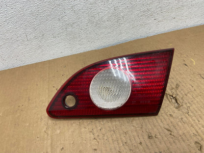 2001 2002 Toyota Corolla Right Passenger RH Side Inner Tail light AD2516 LK0