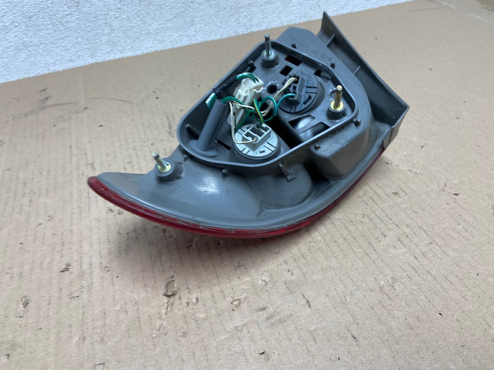 1998 1999 2000 Toyota Corolla Left Driver Lh Side Tail light AE7299 LK3