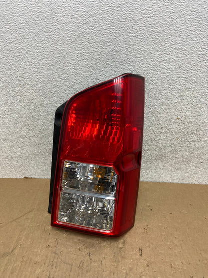 2005 to 2012 Nissan Pathfinder Right Passenger RH Side Tail Light AG1194 LK0