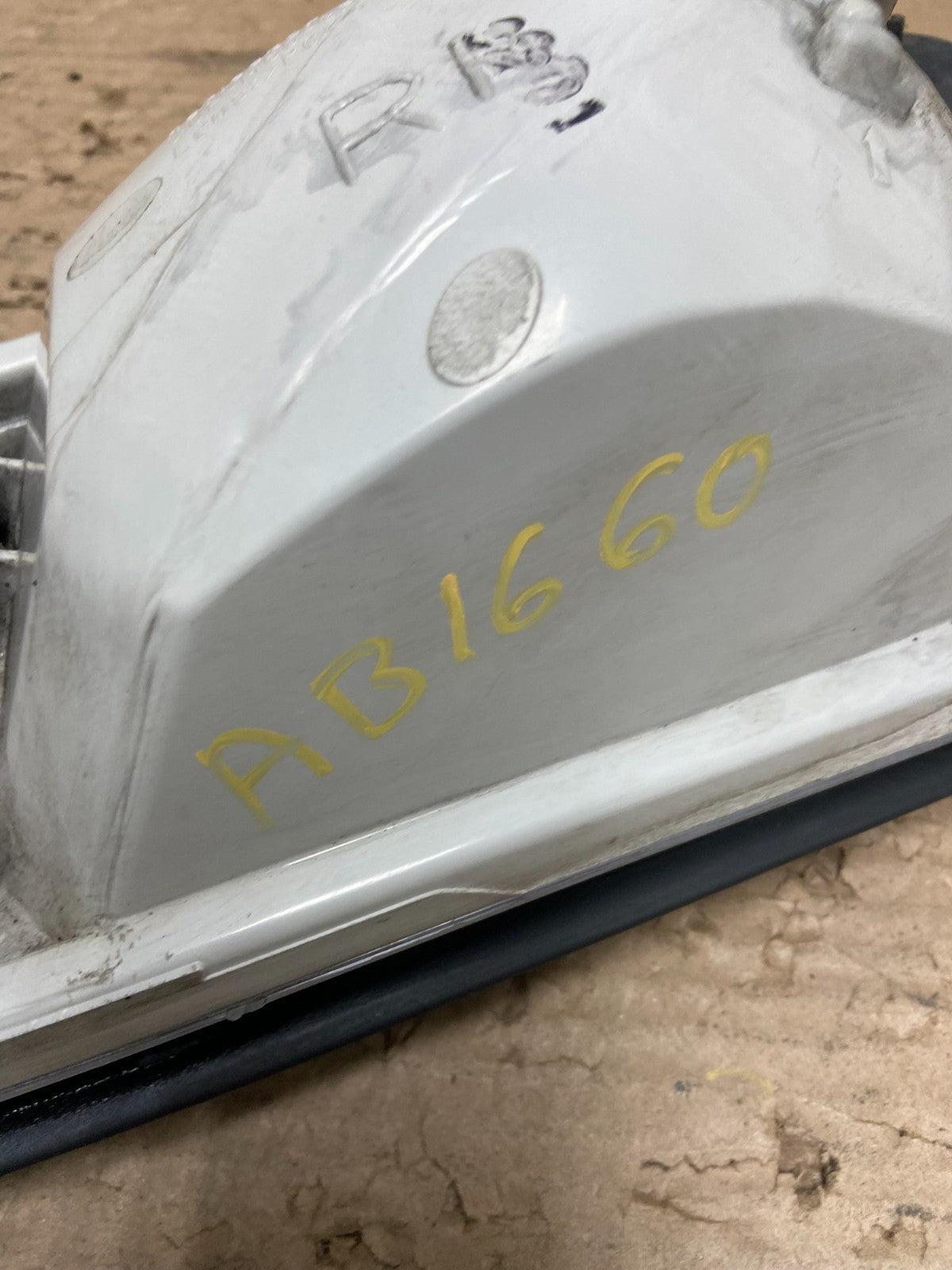 2000 to 2001 Toyota Camry Sedan Right Headlight Clear Lens AB1660 DW9