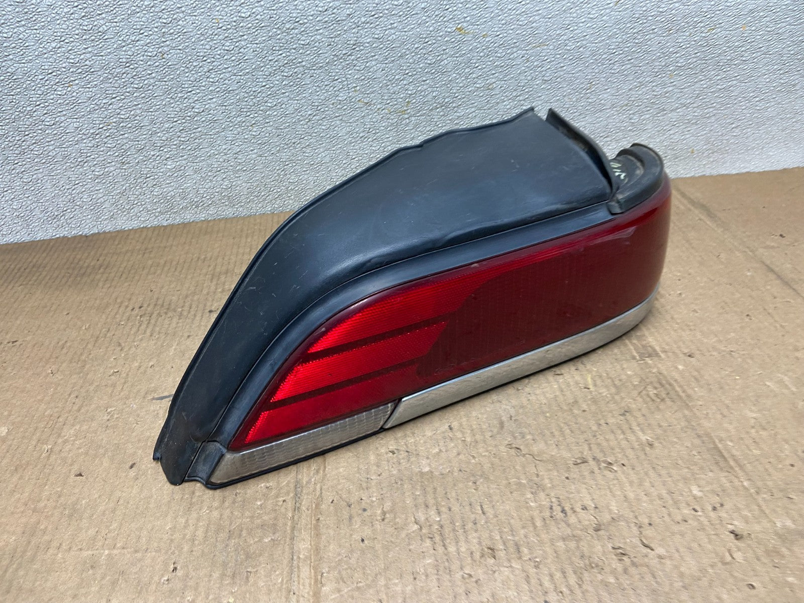 1992 to 1994 Ford Crown Victoria Right Passenger Side Tail Light AA65892
