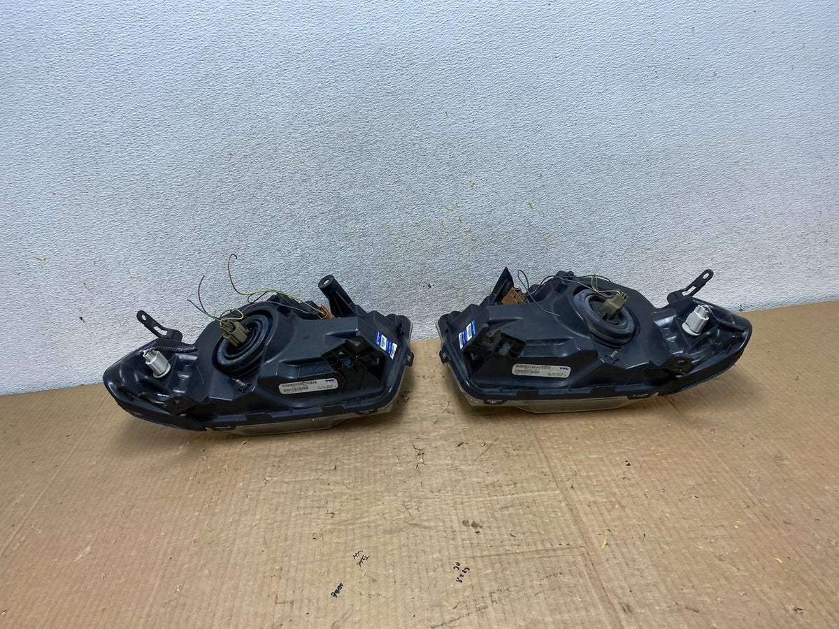 2008 to 2012 Ford Escape Headlights Left+Right Side Set Halogen AI8275 DW8