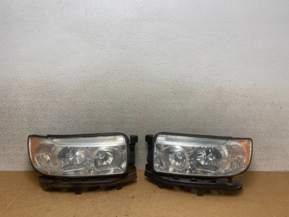 2006-2008 Subaru Forester Left+Right Headlights Halogen X5327 DW0