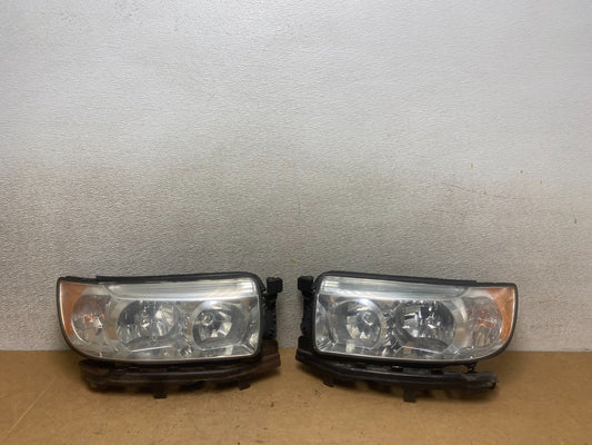 2006-2008 Subaru Forester Left+Right Headlights Halogen X5327 DW0