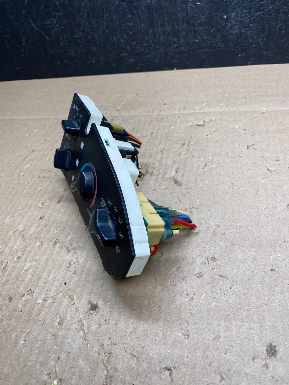 1997-2014 Ford Van Econoline E150 E250 Heater Climate Fan Control AC6612 DG2