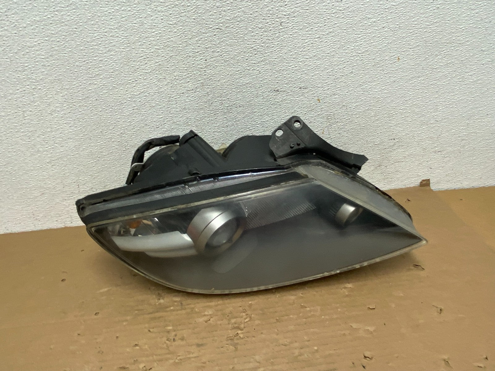 2004 - 2008 Mazda RX-8 Right Passenger RH Headlight Xenon HID AD4260 DG0