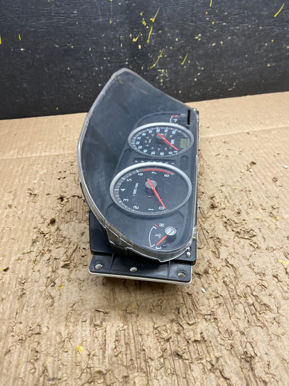 2003 Isuzu Rodeo Speedometer Cluster Gauge OEM V7773 DG2