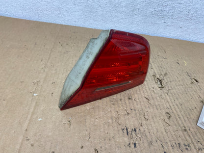 2009 2010 2011 BMW 3 328i 335i E90 Right Passenger RH Tail Light Inner AD2509 DW2