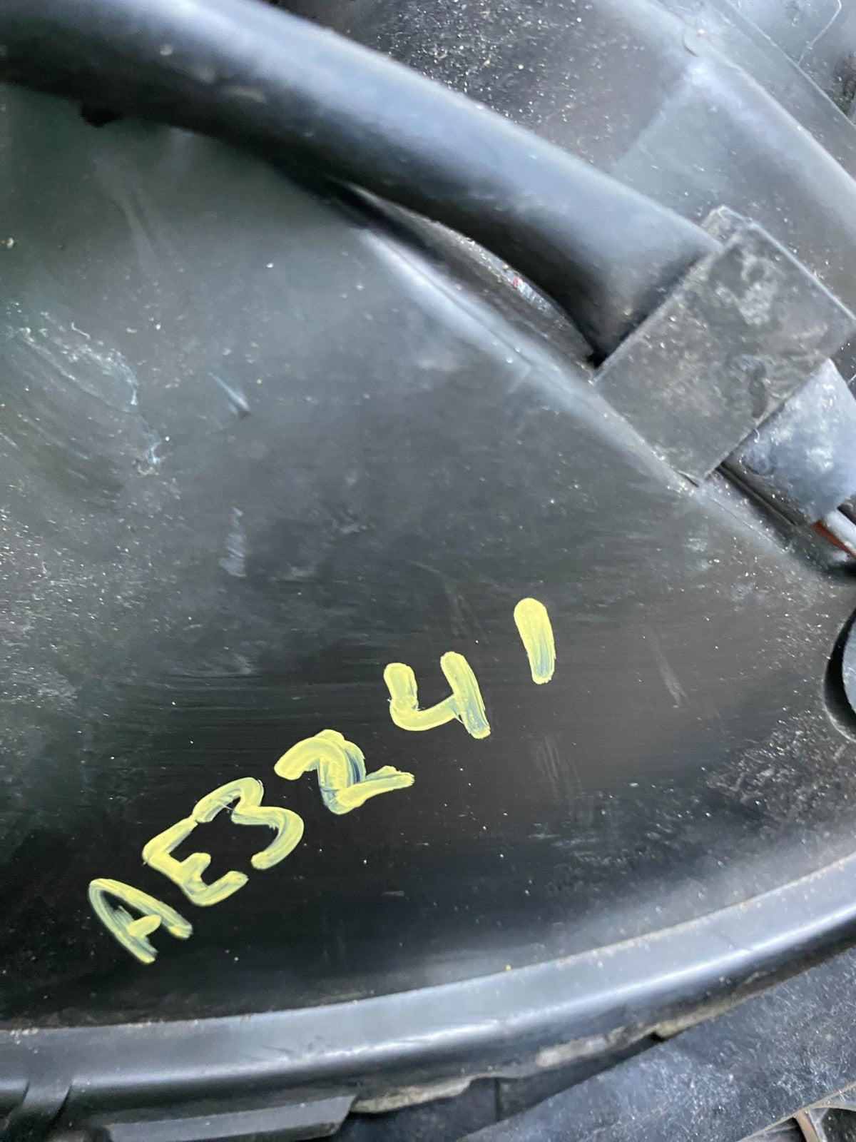 2009 - 2013 Subaru Forester Right Passenger Side Halogen Headlight AE3241 DW9