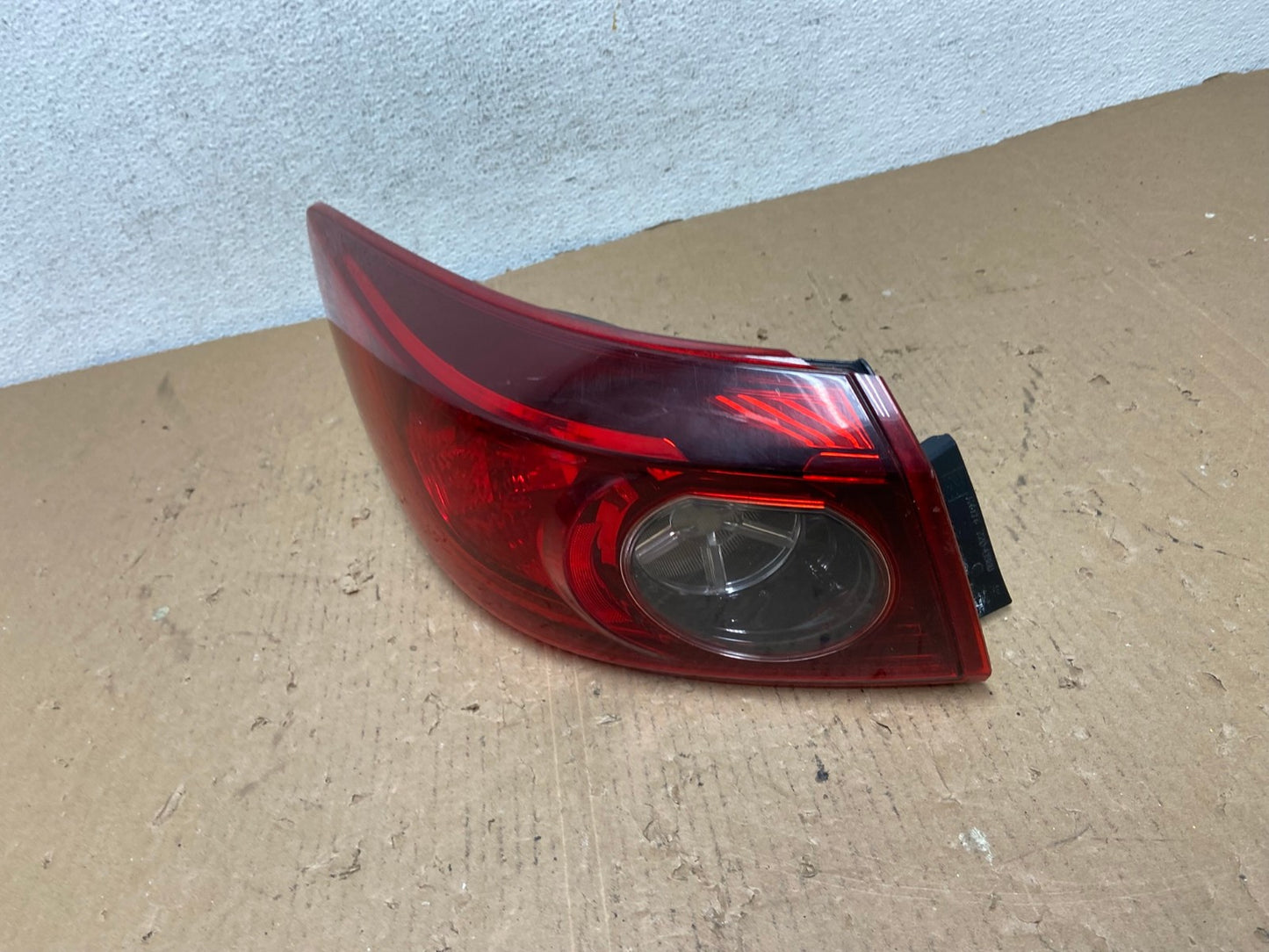 2014 2015 2016 Mazda 3 Left Driver LH Side Tail Light AD8151 LK1