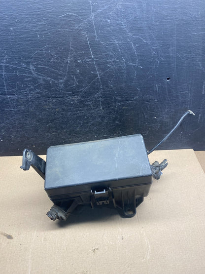 2005 to 2008 Toyota Tacoma Under Hood Fuse Box Relay ah3433 DG5