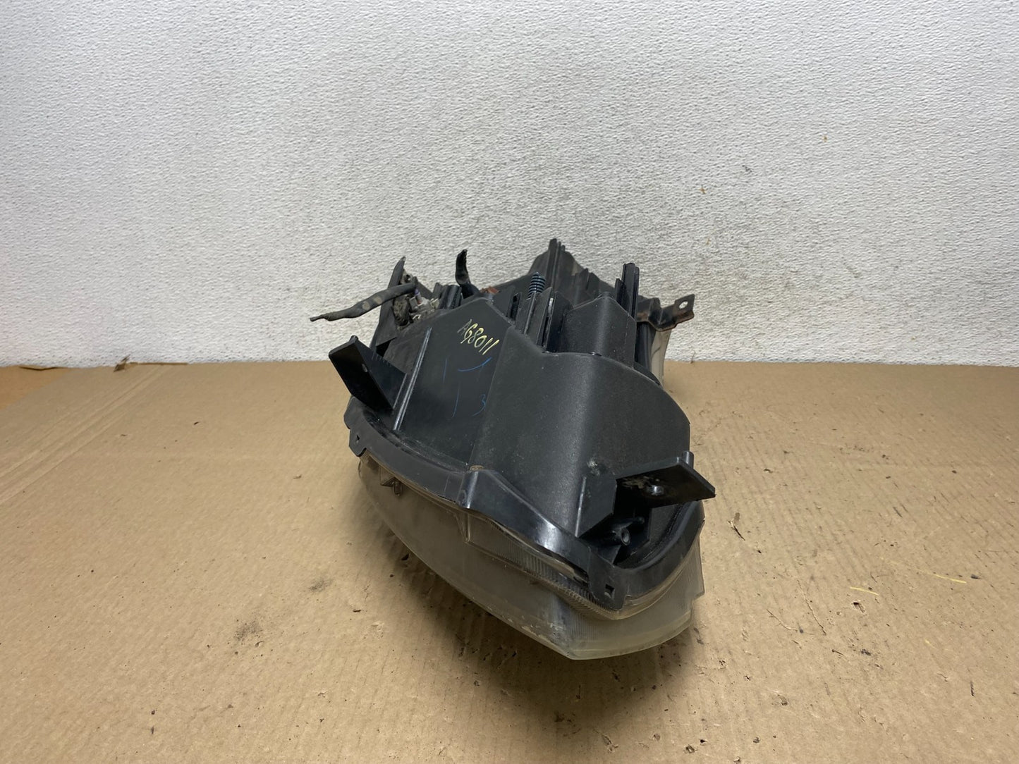 2004 to 2009 Nissan Quest Left Driver LH Black Headlight AG8011 DW7